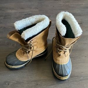 Sorel Caribou Boot sz 8.5